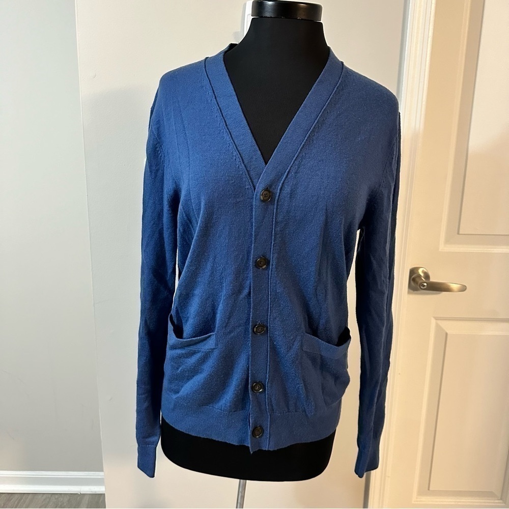 Club Monaco Men’s Blue Cardigan in Size Medium